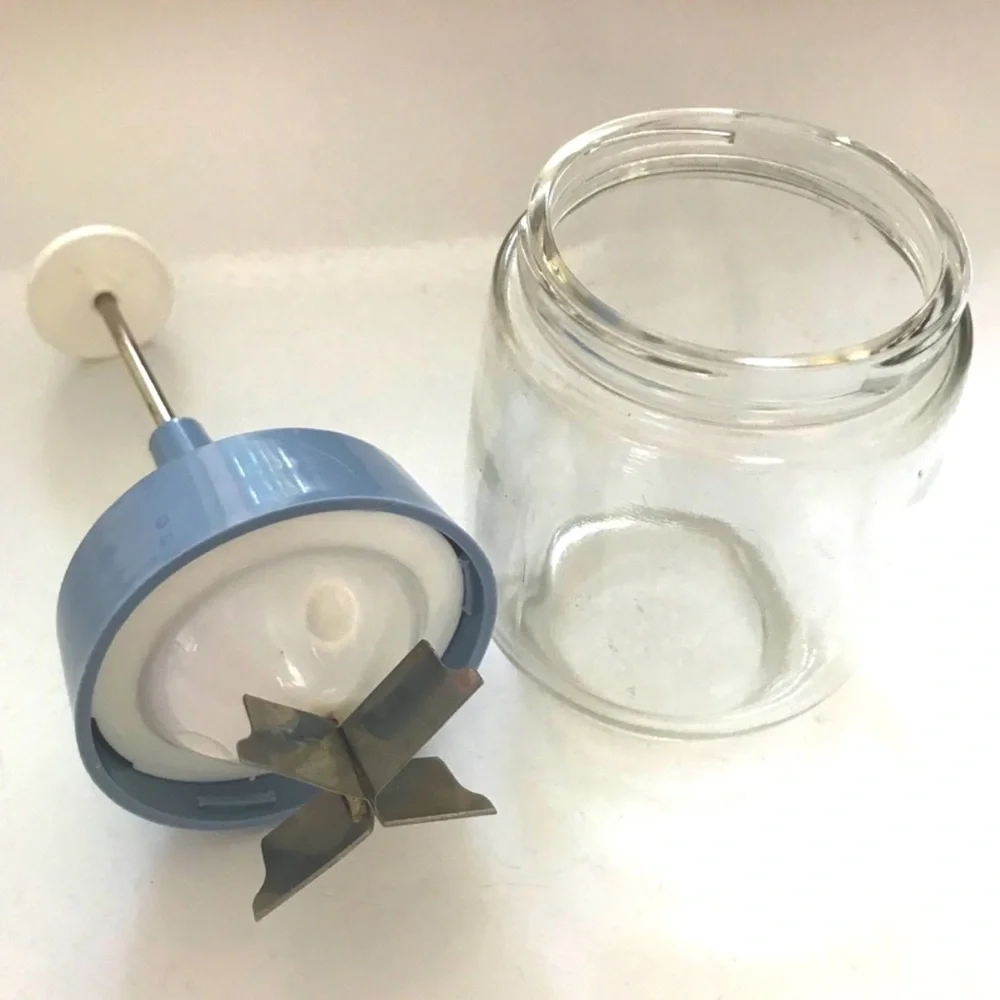 Vintage 70s Glass Gemco Nut / Food Chopper with Metal Blades - Made in the USA